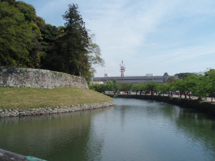 お堀